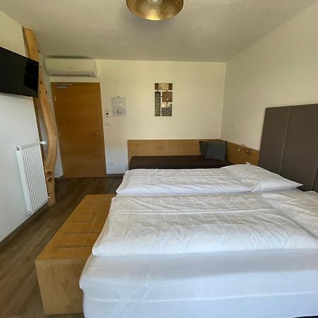 אנייה Guesthouse Dolomiten מראה חיצוני תמונה