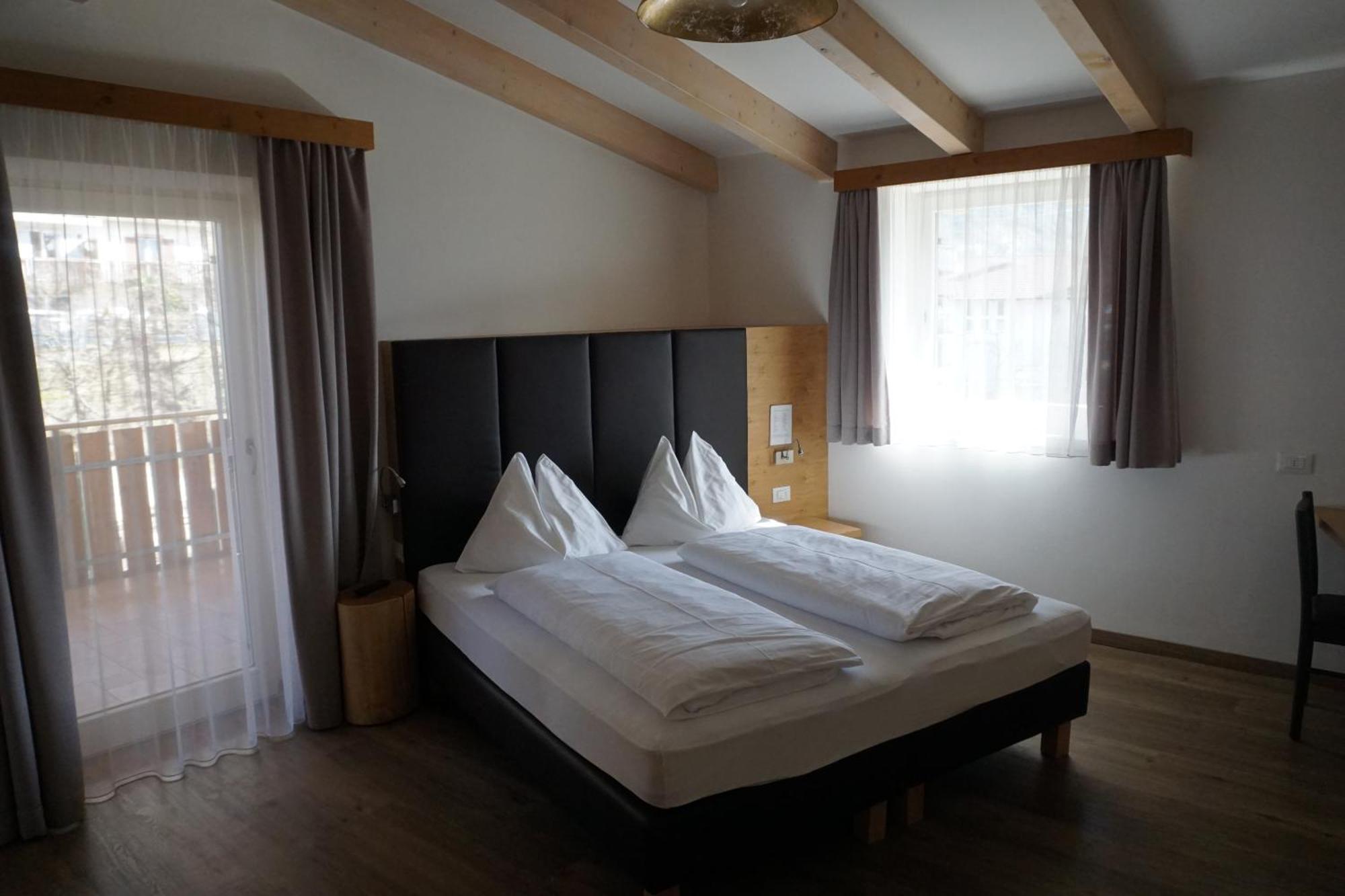 אנייה Guesthouse Dolomiten מראה חיצוני תמונה