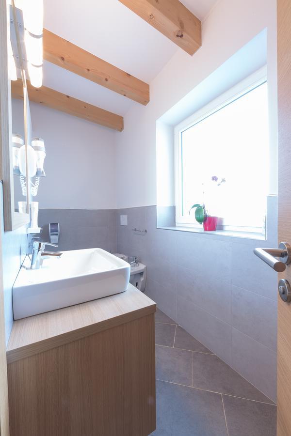 אנייה Guesthouse Dolomiten מראה חיצוני תמונה